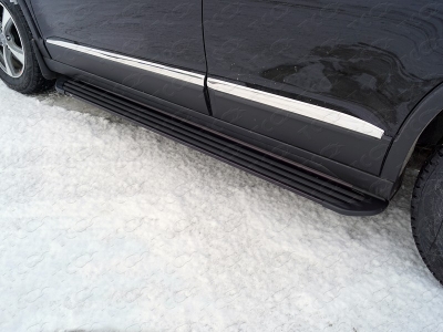 Пороги алюминиевые Slim Line Black ТСС для Haval F7 2019-2021